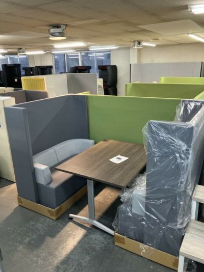 コクヨbrackets(ブラケッツ)シリーズ　コクヨ 4人用ブースセット 商品画像1