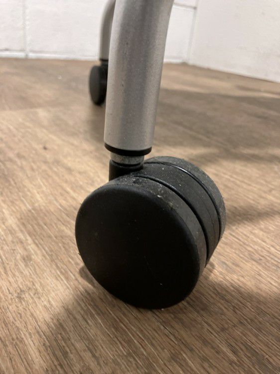 イトーキイプサシリーズ ネスティングチェア6脚セット 商品画像8