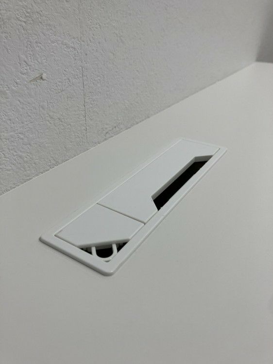 ウチダ（内田洋行）SCAENA（スカエナ）シリーズ　Sタイプ 1400平デスク 商品画像5