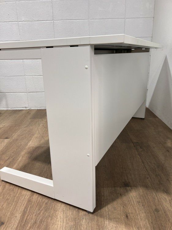 ウチダ（内田洋行）SCAENA（スカエナ）シリーズ　Sタイプ 1400平デスク 商品画像7