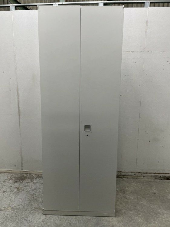 オカムラレクトラインシリーズ 両開き書庫 商品画像2