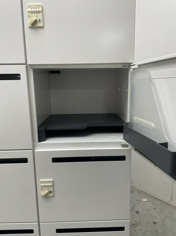 コクヨiNON(イノン)シリーズ 10人用パーソナルロッカー 商品画像7