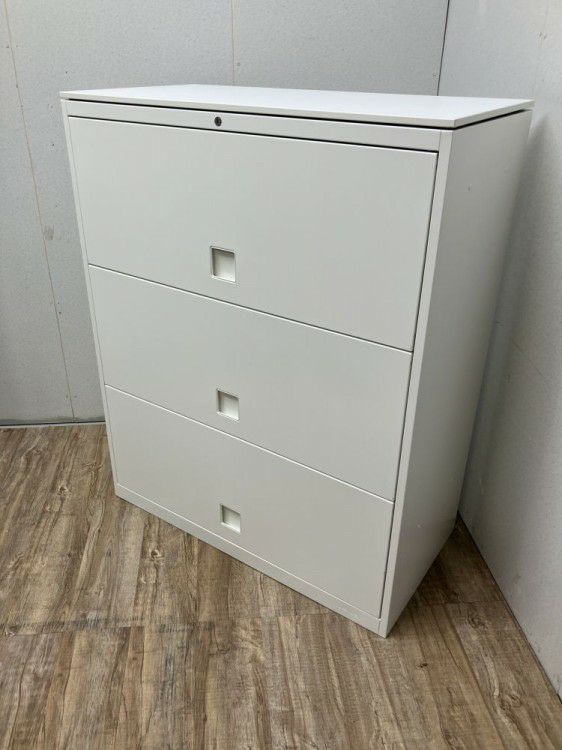 オカムラレクトラインシリーズ 天板付ケンドン扉A4クリアケース書庫 商品画像5