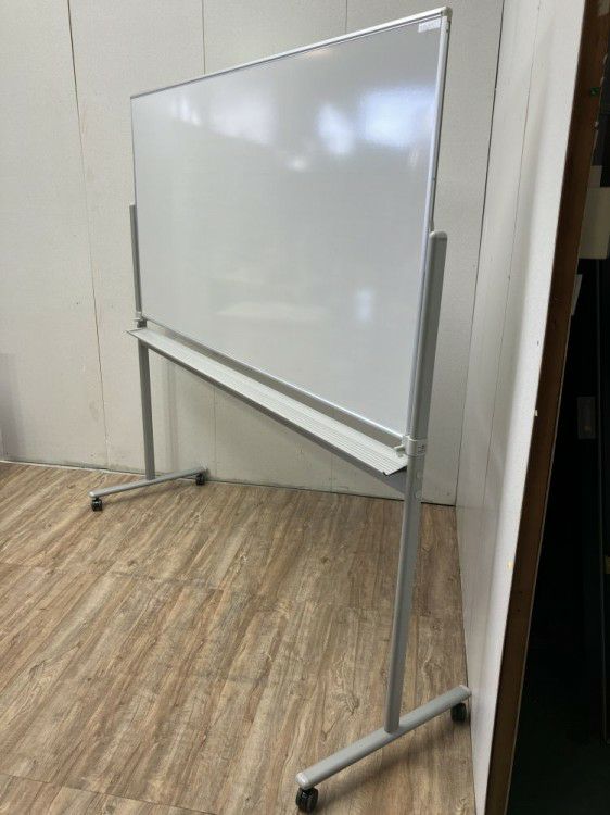 オカムラ脚付両面ホワイトボード 商品画像3