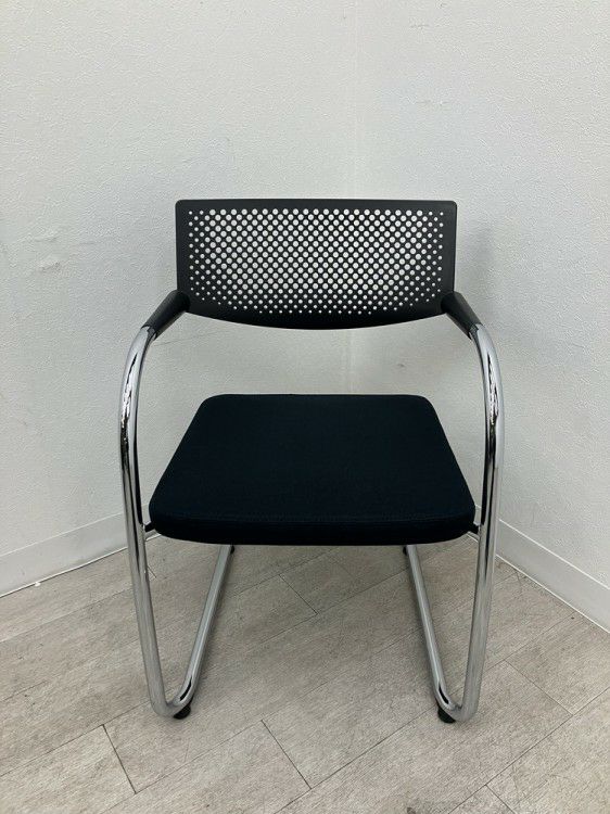 Vitra（ヴィトラ）Visavis(ビザビ)シリーズ ミーティングチェア 商品画像2