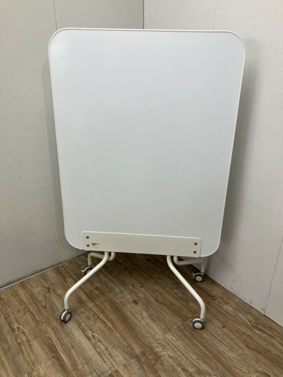 イトーキアクティバシリーズ 縦型脚付両面ホワイトボード 商品画像4