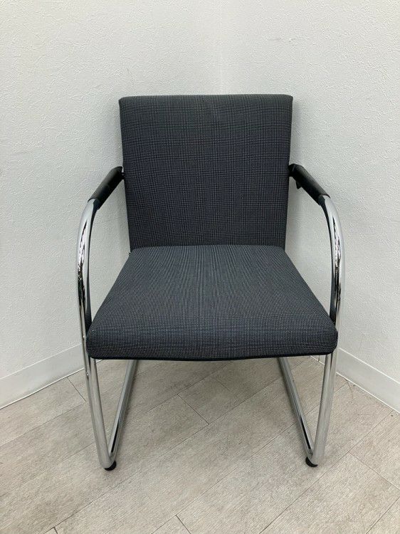 Vitra（ヴィトラ）Visasoft(ビザソフト)シリーズ ミーティングチェア 商品画像2