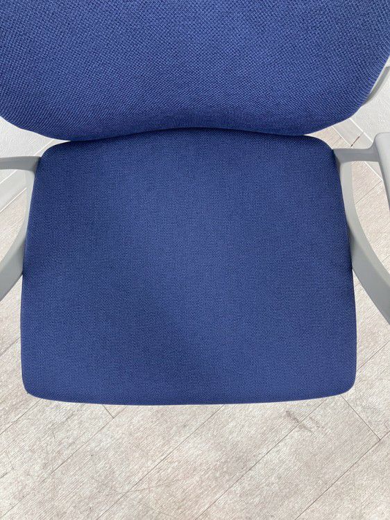 オカムラESCUDO(エスクード)チェア 固定肘付エスクードチェア 商品画像11