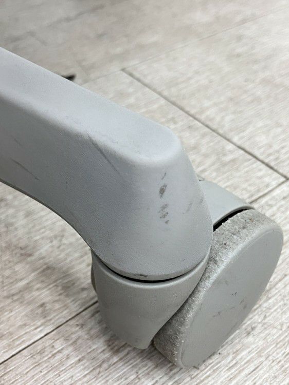 オカムラESCUDO(エスクード)チェア 固定肘付エスクードチェア 商品画像21