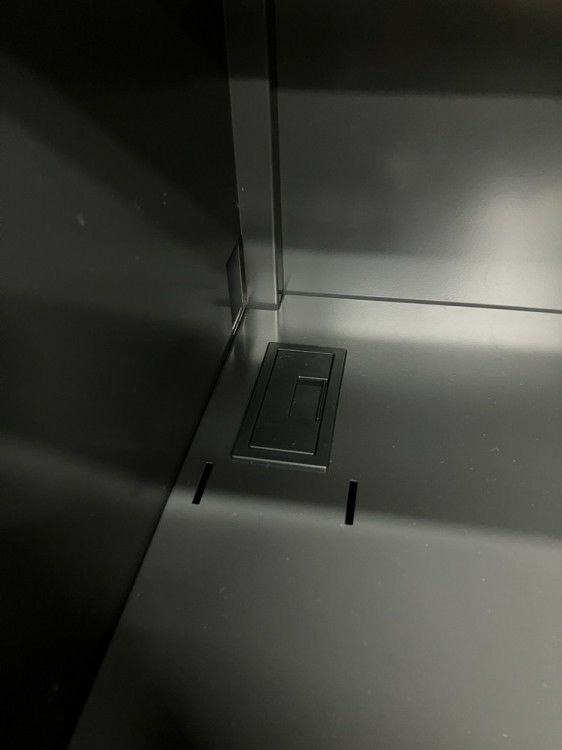 ウチダ（内田洋行）エルレージシリーズ 8人用パーソナルロッカー 商品画像10