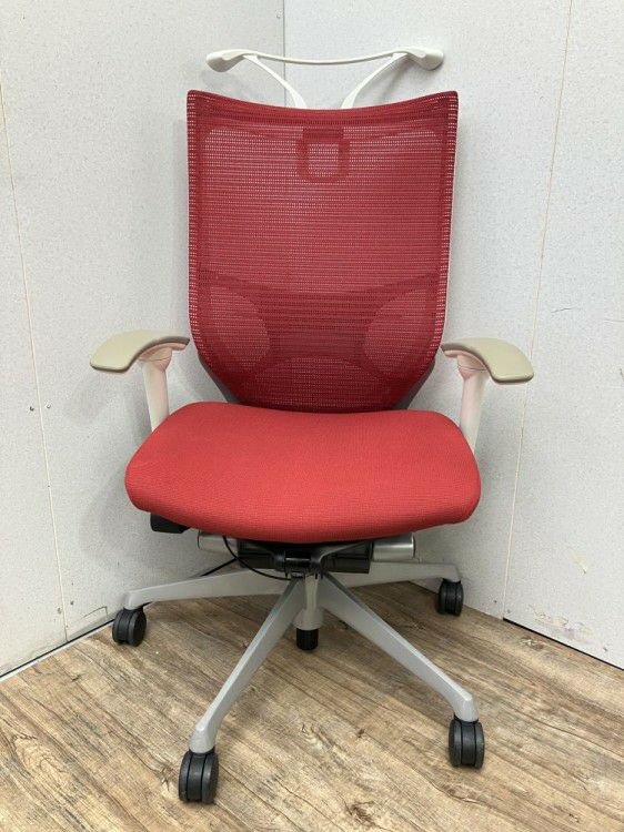 オカムラBaron(バロン)チェア 可動肘付バロンチェア 商品画像2