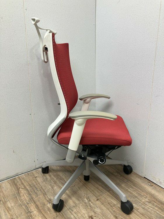 オカムラBaron(バロン)チェア 可動肘付バロンチェア 商品画像4