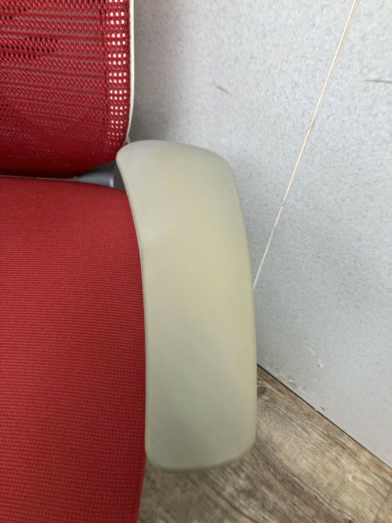 オカムラBaron(バロン)チェア 可動肘付バロンチェア 商品画像7