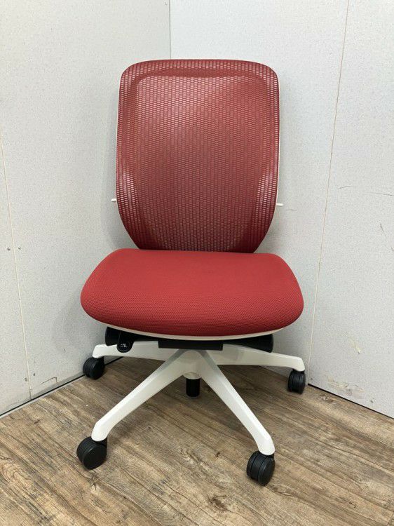 オカムラSylphy(シルフィー)チェア シルフィーチェア 商品画像2