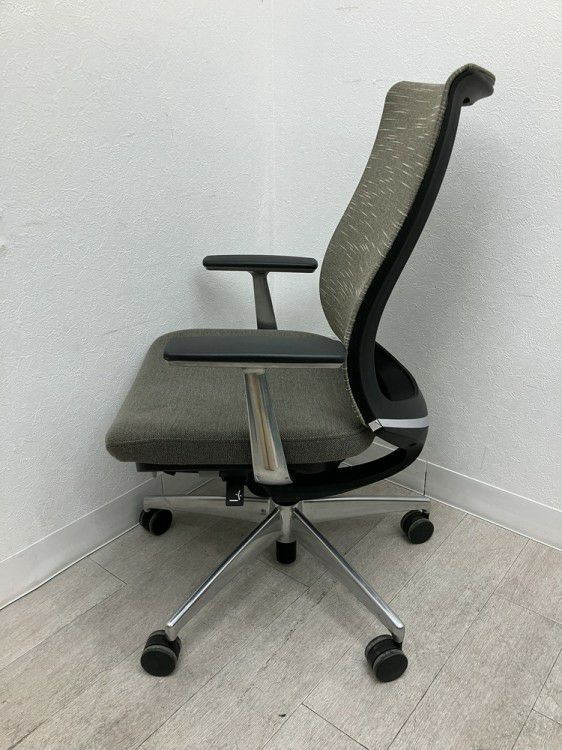 コクヨBezel(ベゼル)チェア 固定肘付ベゼルチェア 商品画像6