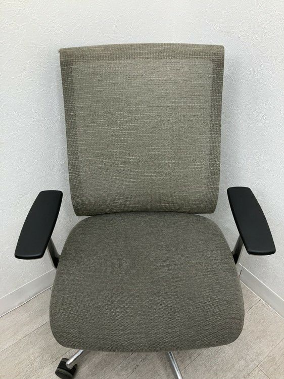 コクヨBezel(ベゼル)チェア 固定肘付ベゼルチェア 商品画像7