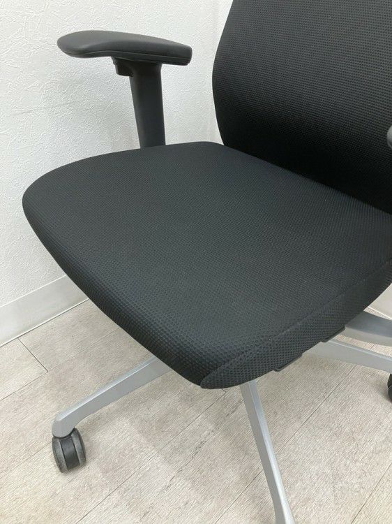 オカムラChoral（コーラル）チェア 可動肘付コーラルチェア 商品画像8