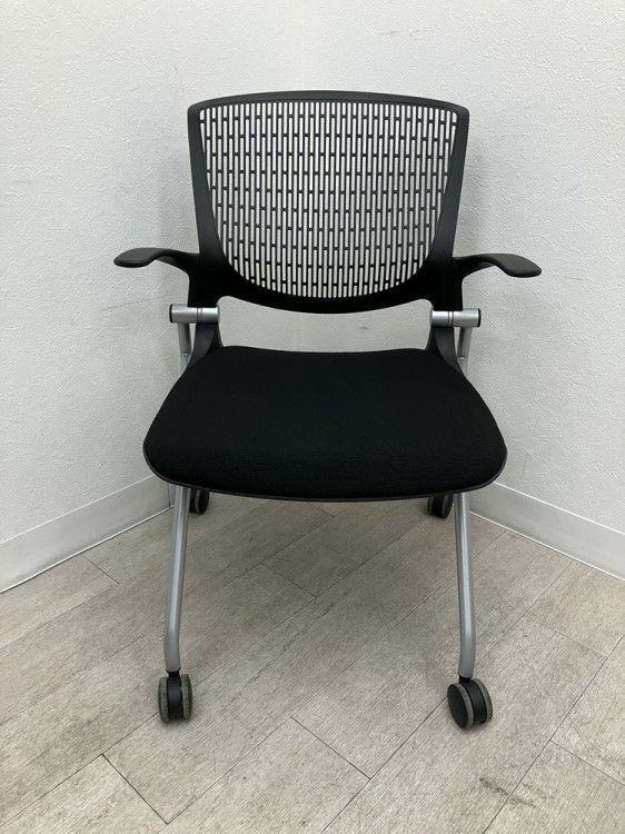 オカムラGrata（グラータ）チェア ネスティングチェア 商品画像2