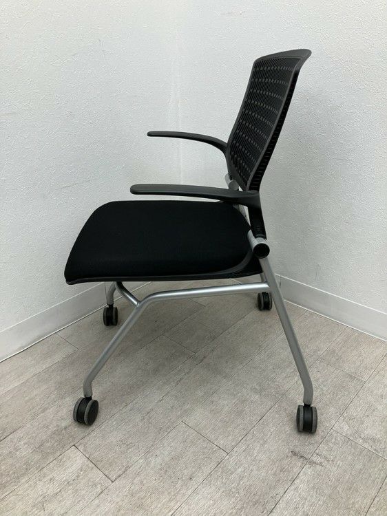 オカムラGrata（グラータ）チェア ネスティングチェア 商品画像5