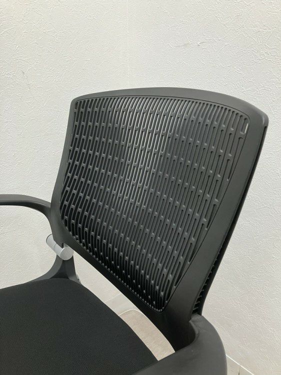 オカムラGrata（グラータ）チェア ネスティングチェア 商品画像6