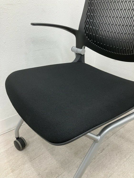 オカムラGrata（グラータ）チェア ネスティングチェア 商品画像7