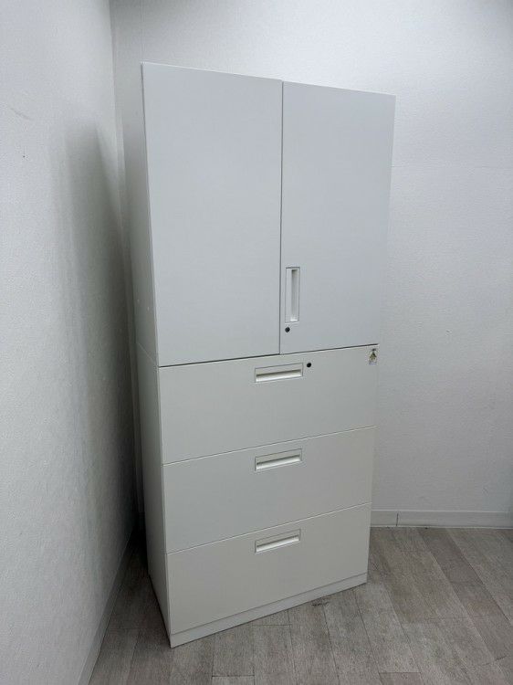 コクヨEDIA(エディア)シリーズ 両開きラテラル上下書庫 商品画像1