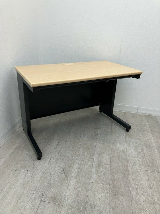 プラス1100平デスク 商品画像1