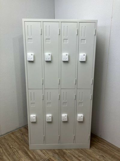 ダイヤル式8人用ロッカー 商品画像1