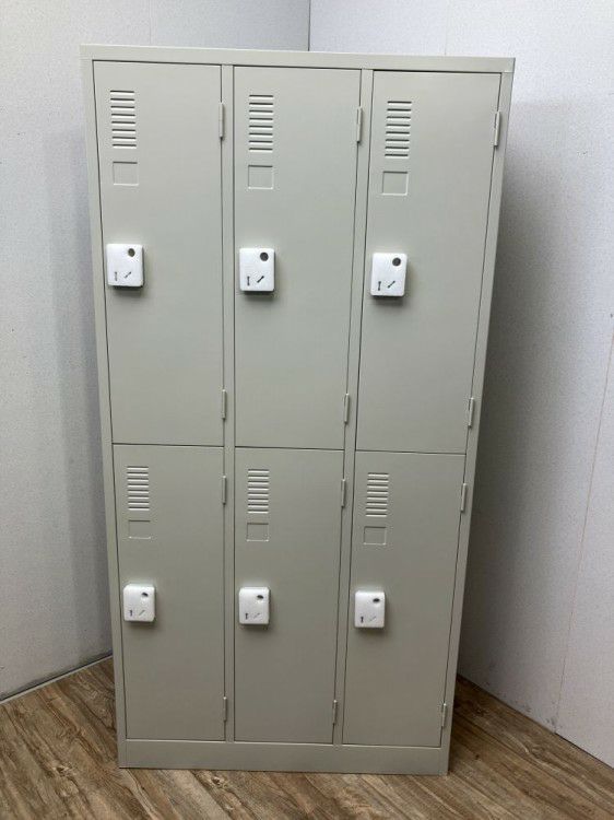 プラスダイヤル式6人用ロッカー 商品画像1