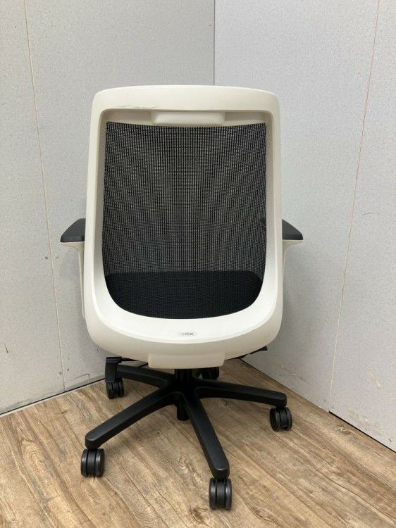 イトーキnona(ノナ)シリーズ 固定肘付ノナチェア 商品画像5