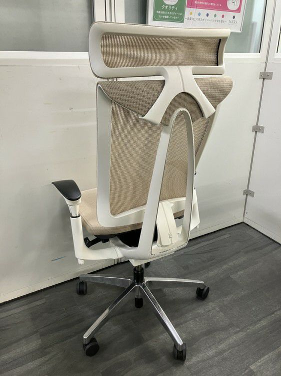 イトーキCeleeo(セレーオ)シリーズ 可動肘付セレーオチェア 商品画像2