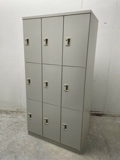 オカムラKZ-Ⅱシリーズ 9人用ロッカー 商品画像1