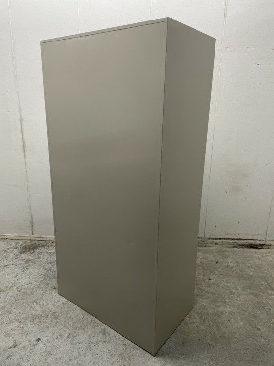 コクヨLKシリーズ　（コクヨ） 3人用ロッカー 商品画像3