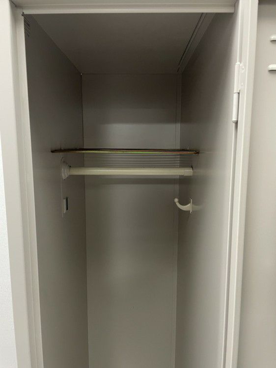 コクヨLKシリーズ　（コクヨ） 3人用ロッカー 商品画像8