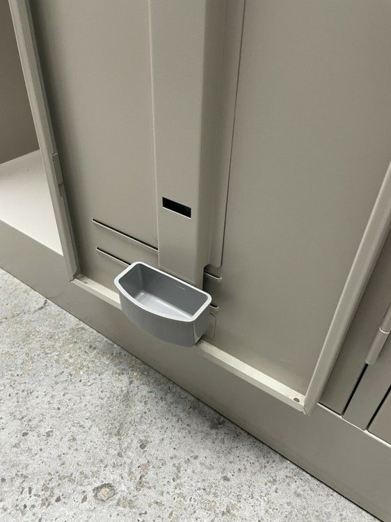 コクヨLKシリーズ　（コクヨ） 3人用ロッカー 商品画像14