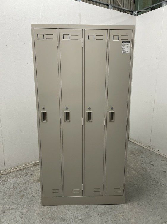 コクヨLKシリーズ　（コクヨ） 4人用ロッカー 商品画像2