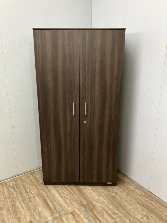 オカムラグレースラインシリーズ 役員室用両開き書棚 商品画像1