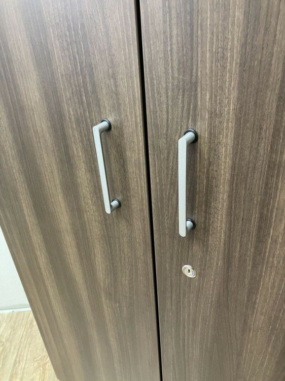 オカムラグレースラインシリーズ 役員室用両開き書棚 商品画像3