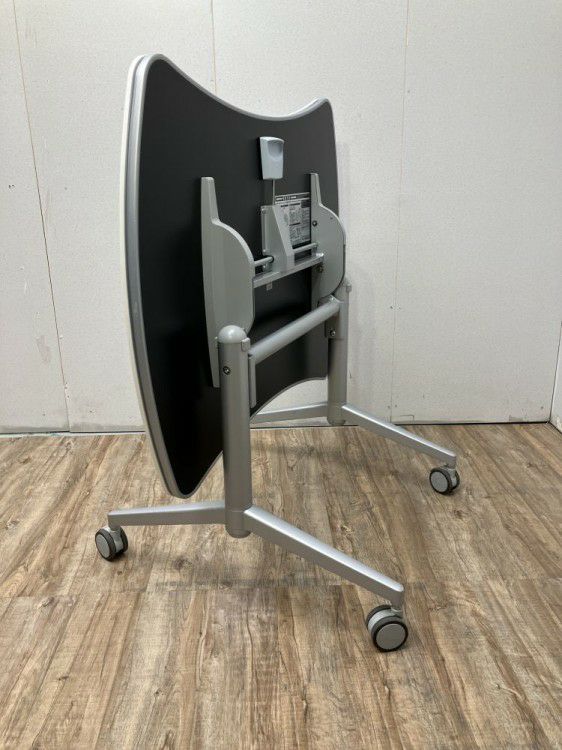 コクヨアットラボシリーズ 1060サイドスタックテーブル 商品画像4