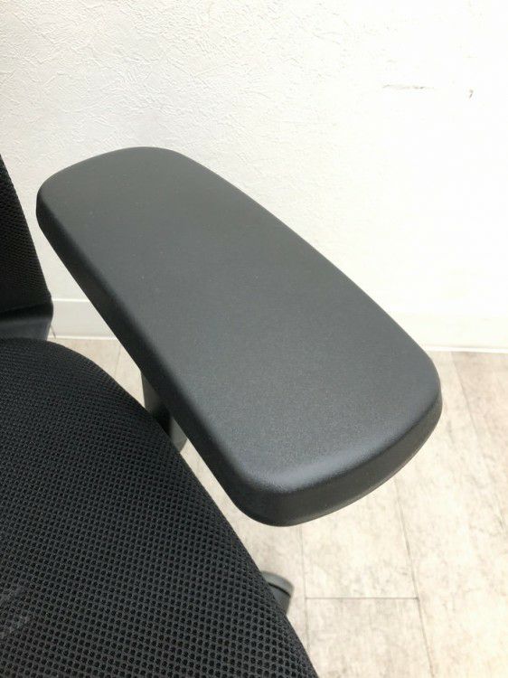 コクヨAIRFORT2(エアフォート2)シリーズ 可動肘付エアフォート2チェア 商品画像9