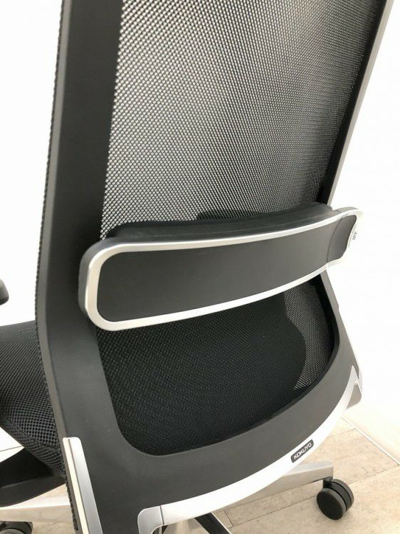 コクヨAIRFORT2(エアフォート2)シリーズ 可動肘付エアフォート2チェア 商品画像15