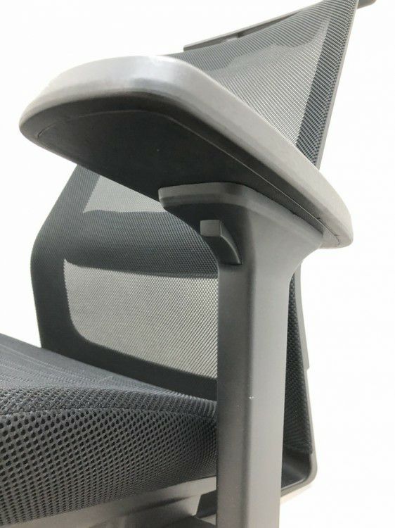 コクヨAIRFORT2(エアフォート2)シリーズ 可動肘付エアフォート2チェア 商品画像17