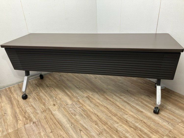 コクヨ1800サイドスタックテーブル 商品画像1