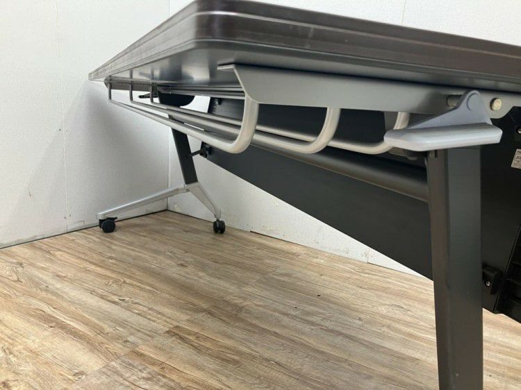 コクヨ1800サイドスタックテーブル 商品画像8