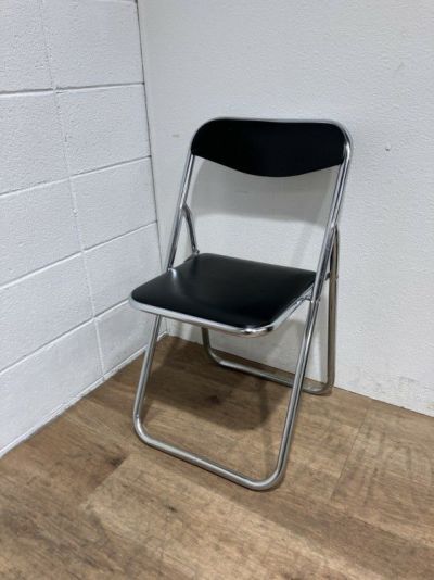 ライオンパイプイス 商品画像1