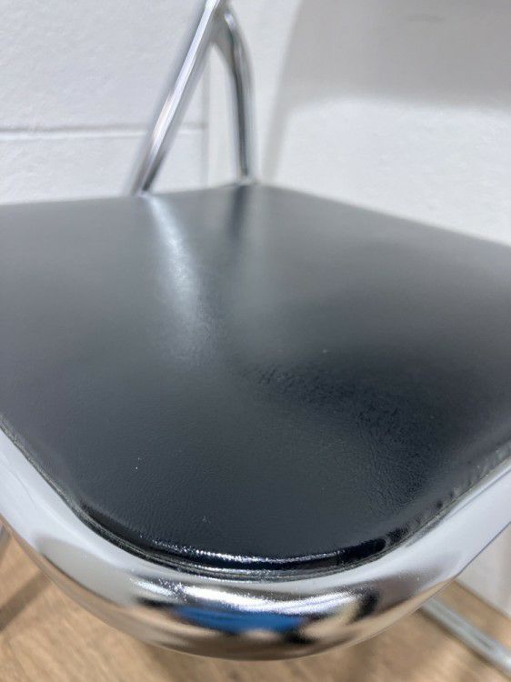 ライオンパイプイス 商品画像3