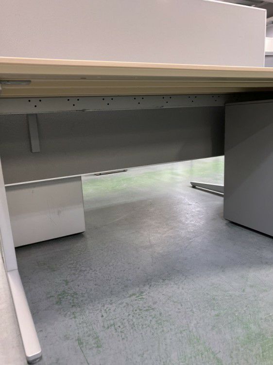 オカムラPro Unit(プロユニット)シリーズ 1600平デスク2台セット 商品画像9