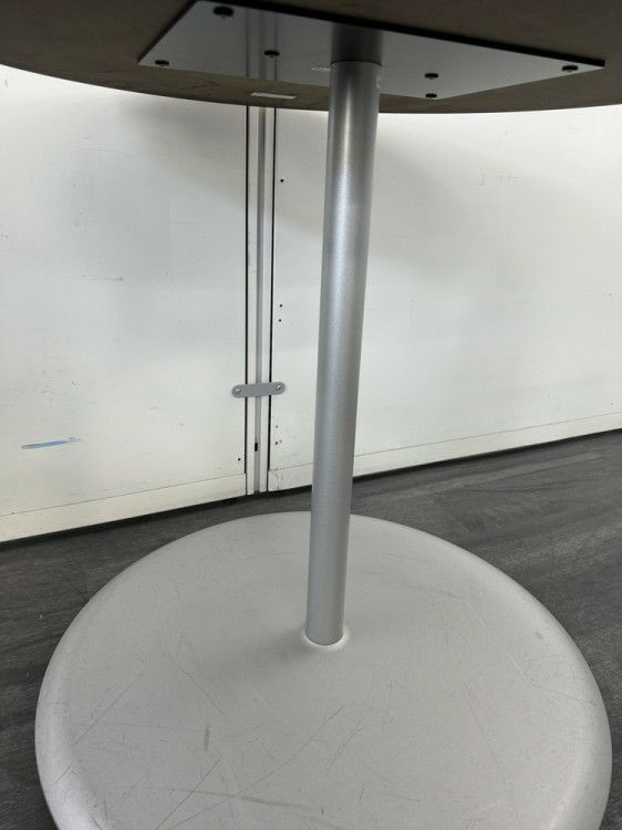 オカムラアルトカフェシリーズ 丸テーブル 商品画像4