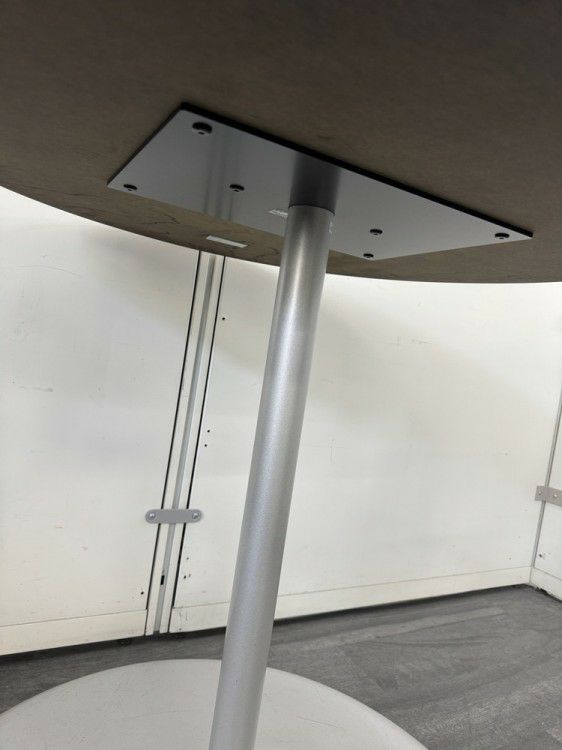 オカムラアルトカフェシリーズ 丸テーブル 商品画像5