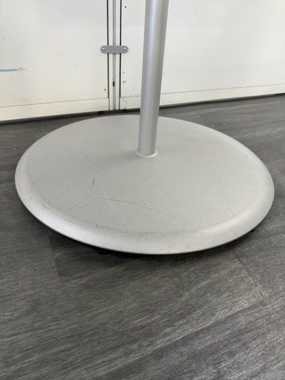 オカムラアルトカフェシリーズ 丸テーブル 商品画像6